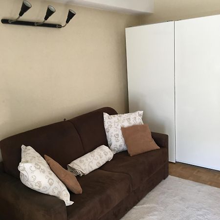 Studio Meuble Appartement Charenton-le-Pont Buitenkant foto